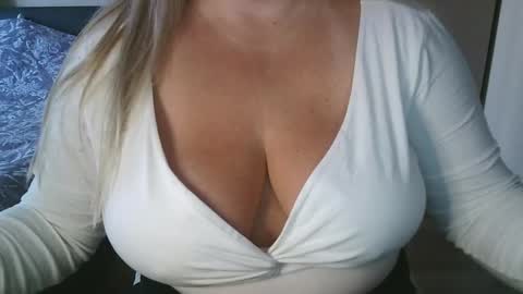 Maria Love online show from February 6, 2026, 8:51 am