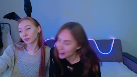 Snapshot of your_ameliaa chatting on April 23, 2026, 12:29 pm Amelia online show from April 23, 2026, 12:29 pm