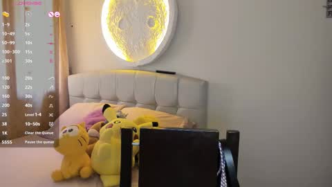 mia3 online show from March 15, 2026, 5:52 pm