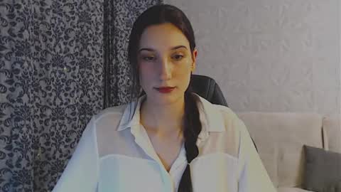 Milla online show from February 6, 2025, 4:58 pm