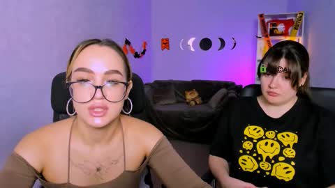 your bunny12 online show from November 3, 2025, 9:43 am