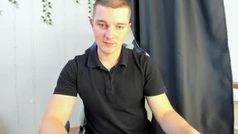 Snapshot of your_claddagh chatting on September 27, 2025, 7:35 am your_claddagh online show from September 27, 2025, 7:35 am