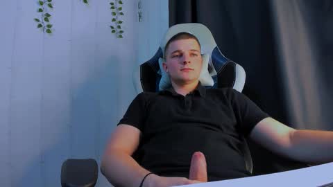 Snapshot of your_claddagh chatting on October 21, 2025, 8:31 pm your_claddagh online show from October 21, 2025, 8:31 pm