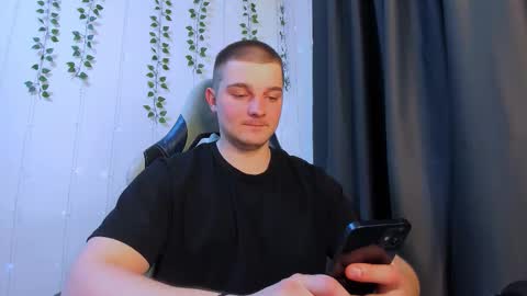 your_claddagh online show from March 9, 2026, 8:02 pm