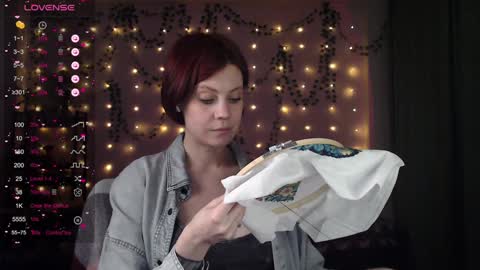 your_corvus online show from December 4, 2024, 5:44 pm