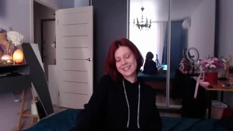 your_corvus online show from October 1, 2025, 9:04 am