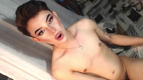 Snapshot of your_dimplecummer chatting on February 15, 2025, 9:04 pm CALL ME DIMPLE STAR xx online show from February 15, 2025, 9:04 pm