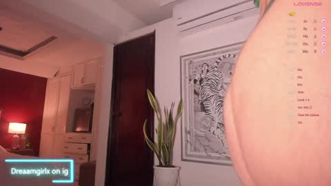 Isabella online show from December 10, 2024, 4:45 am