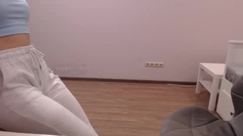 your_dream6996 online show from November 7, 2025, 8:53 pm