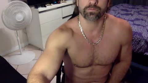 Snapshot of your_dreaman chatting on December 22, 2024, 10:17 am your_dreaman online show from December 22, 2024, 10:17 am