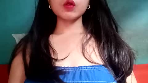 Snapshot of your_fantasy5 chatting on May 17, 2026, 7:50 am your_fantasy5 online show from May 17, 2026, 7:50 am