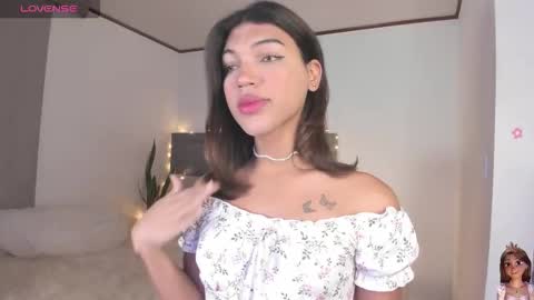 Snapshot of your_favorite_doll_ chatting on February 18, 2026, 2:24 pm Eliza online show from February 18, 2026, 2:24 pm