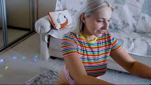 Cora online show from September 26, 2025, 7:56 am