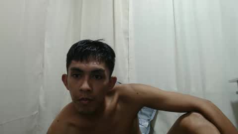 your_guy111 online show from June 3, 2026, 1:36 pm