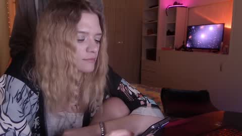 Your Horny Friends online show from February 5, 2025, 11:39 pm