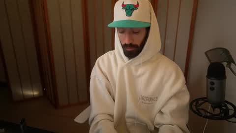 Snapshot of your_ice_cream chatting on January 18, 2026, 10:35 pm Siebel. online show from January 18, 2026, 10:35 pm