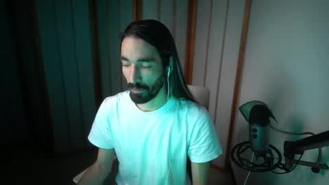 Snapshot of your_ice_cream chatting on February 17, 2026, 1:13 am Siebel. online show from February 17, 2026, 1:13 am