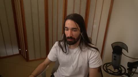 Snapshot of your_ice_cream chatting on March 19, 2026, 5:50 pm Siebel. online show from March 19, 2026, 5:50 pm