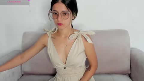 Lila  online show from December 24, 2024, 7:39 am