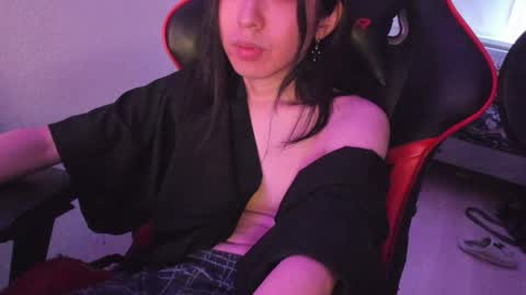 Snapshot of your_little_twink chatting on May 19, 2026, 1:56 am Han online show from May 19, 2026, 1:56 am