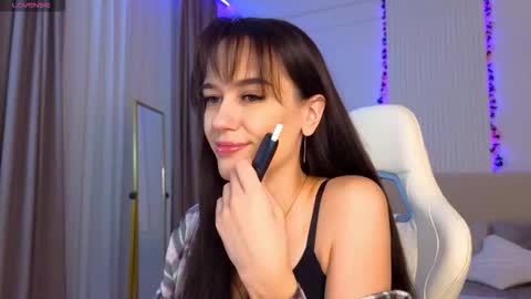 Jessica Loyd online show from March 14, 2026, 2:28 am