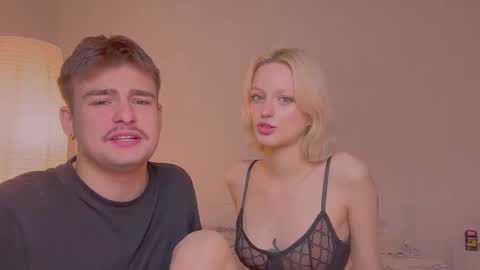 your_molly_mark online show from October 12, 2025, 12:59 pm