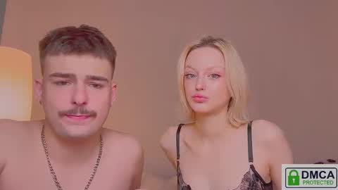 your_molly_mark online show from November 3, 2025, 7:15 pm