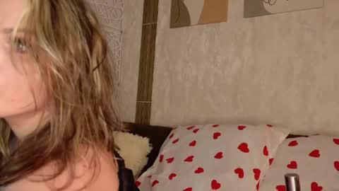 Anna online show from April 5, 2026, 4:48 pm