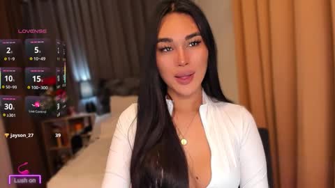 Snapshot of your_other_halfxx chatting on May 30, 2026, 11:02 pm Miss Larah online show from May 30, 2026, 11:02 pm