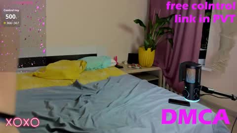 Pennyy online show from September 12, 2025, 11:59 pm