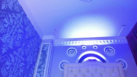 Salome online show from December 4, 2024, 6:33 am