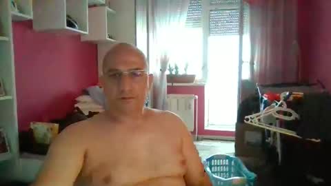 Erick online show from June 4, 2026, 3:23 am