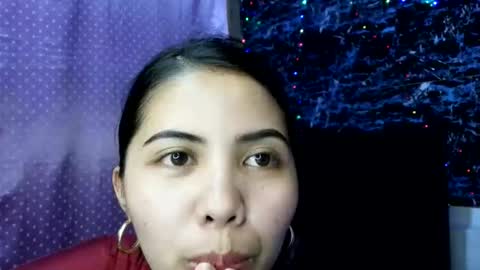 Snapshot of your_petite_miah07 chatting on March 2, 2026, 12:01 pm your_petite_miah07 online show from March 2, 2026, 12:01 pm