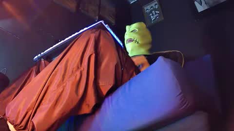 Miss Sarah online show from December 30, 2024, 1:58 am