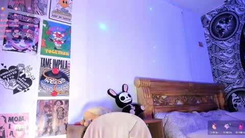 Snapshot of your_rosenrot chatting on October 3, 2025, 12:18 am Daniela Help me reach 100 likes online show from October 3, 2025, 12:18 am