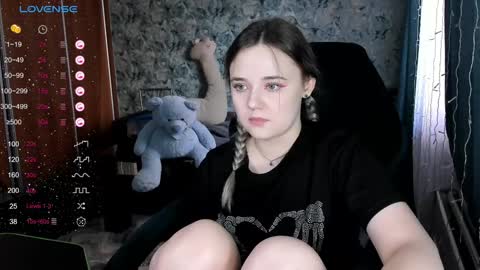 Molly online show from December 5, 2024, 7:05 am