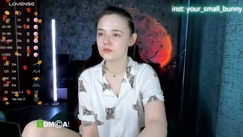 Molly online show from November 14, 2025, 2:21 am