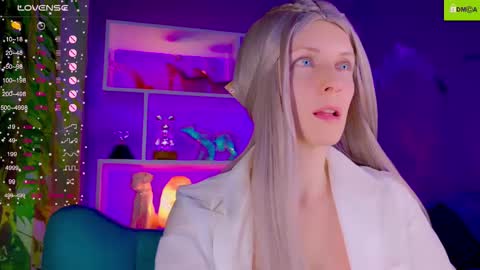 your_spring online show from November 17, 2025, 11:32 pm