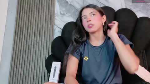 your_submissive_ online show from May 15, 2026, 7:21 pm