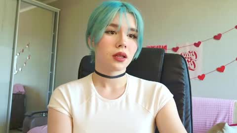 Snapshot of your_tender_doll chatting on May 24, 2026, 11:04 am Alice online show from May 24, 2026, 11:04 am