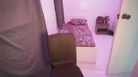 Snapshot of yourasian_blackbarbie chatting on February 1, 2025, 8:50 am blackbarbie online show from February 1, 2025, 8:50 am