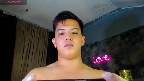 Snapshot of yourasian_bradley chatting on February 3, 2026, 6:40 am yourasian_bradley online show from February 3, 2026, 6:40 am