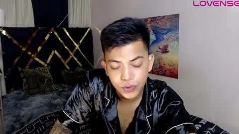 Snapshot of yourasian_bradley chatting on April 9, 2026, 7:08 pm yourasian_bradley online show from April 9, 2026, 7:08 pm