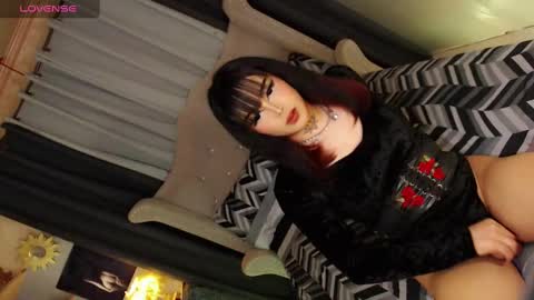 kim online show from February 28, 2025, 11:12 pm