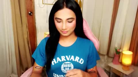 Snapshot of yourasianfave_drea chatting on October 16, 2025, 2:56 am DREA online show from October 16, 2025, 2:56 am