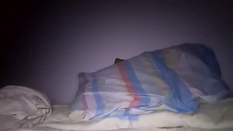 yourbestfantasie online show from May 11, 2026, 4:07 am