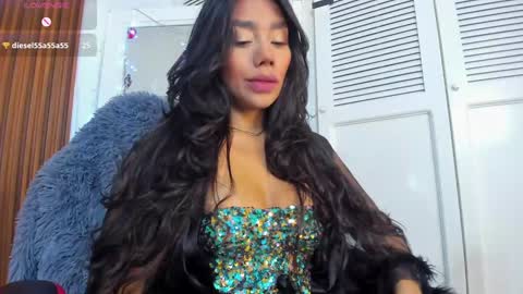 Selena online show from December 21, 2024, 4:09 am