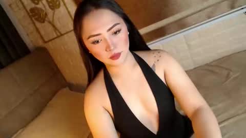 JEN  online show from November 23, 2025, 9:31 am