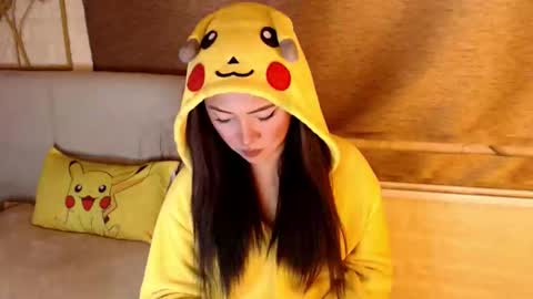 JEN  online show from April 24, 2026, 4:09 pm