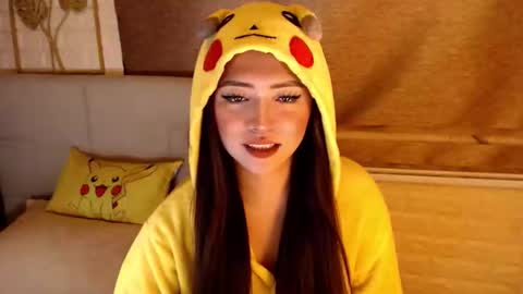 JEN  online show from April 25, 2026, 1:52 pm